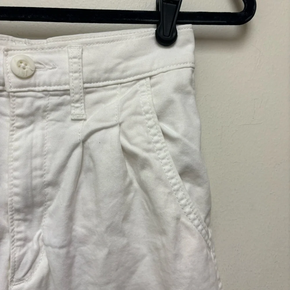 Levi’s White Pleated Balloon Leg Pants